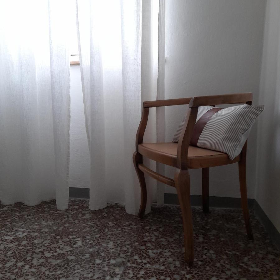 サルッツォCasa Cucunアパートメント エクステリア 写真